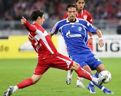 力压制另一 力压制另一